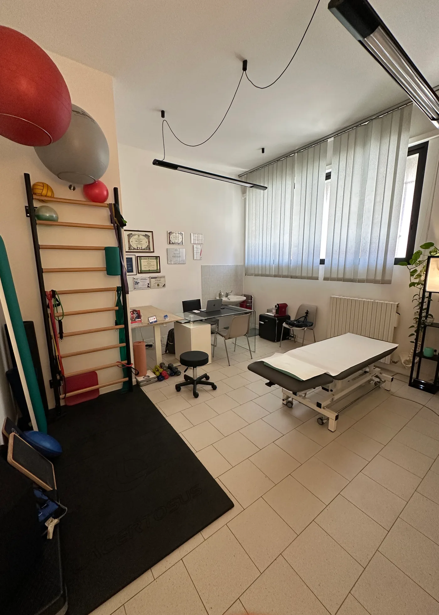 Matteo Fabbri, studio di fisioterapia.